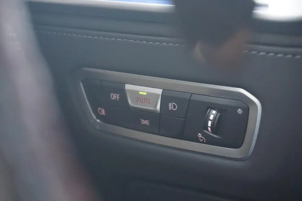 BMW XM uit 2023, foto 19