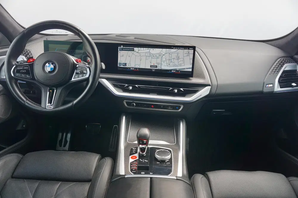 BMW XM uit 2023, foto 7