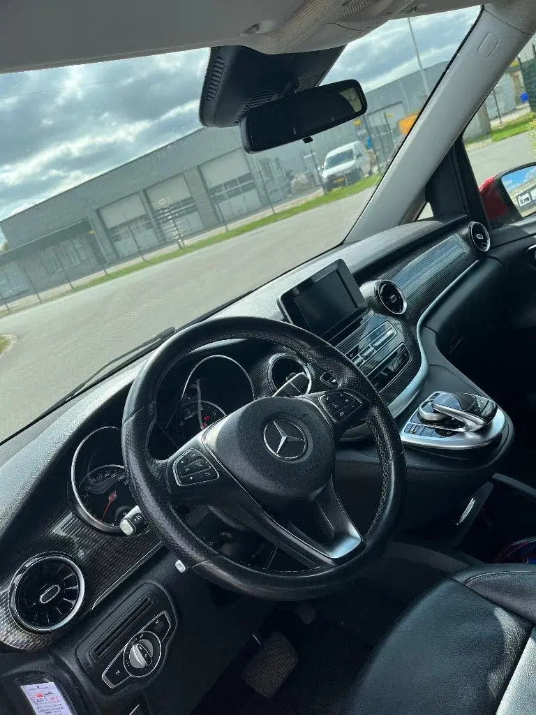 Mercedes-Benz V-Klasse uit 2019, foto 8