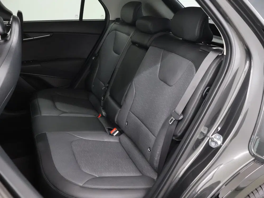 Kia Niro 1.6 GDi Hybrid ExecutiveLine uit 2023, foto 11