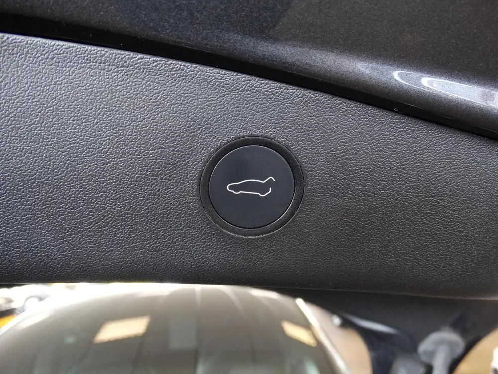Tesla Model 3 Long Range Dual Motor AWD uit 2021, foto 12