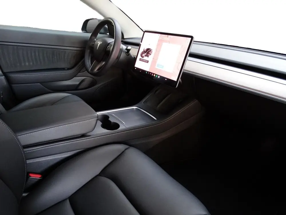 Tesla Model 3 Long Range Dual Motor AWD uit 2021, foto 4