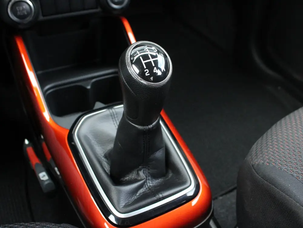 Suzuki Ignis 1.2 Select Carplay/Android Auto, Stoelverwarmin uit 2019, foto 19