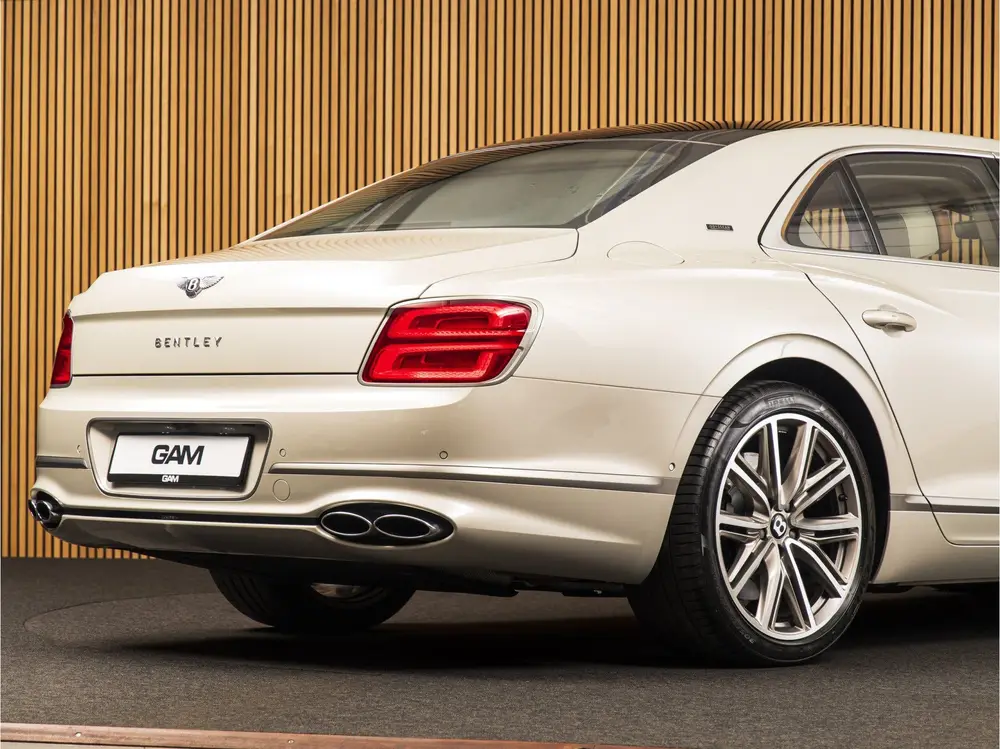 Bentley Flying Spur Odyssean 2.9 V6 Hybrid B&O | MASSAGE | P uit 2024, foto 10