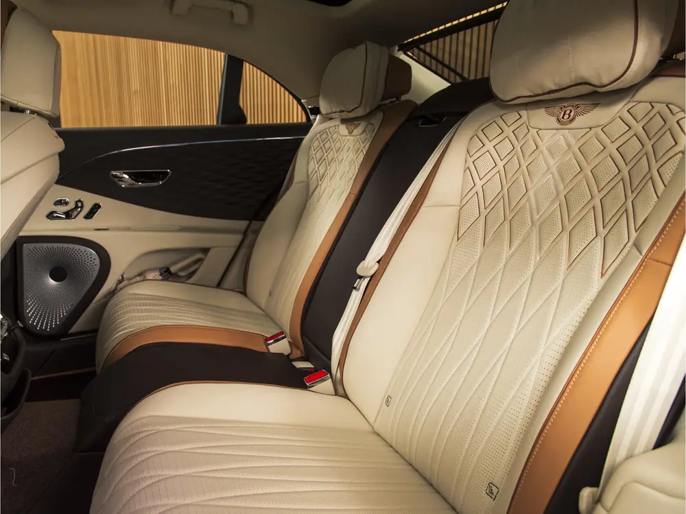 Bentley Flying Spur Odyssean 2.9 V6 Hybrid B&O | MASSAGE | P uit 2024, foto 15