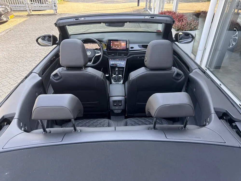 Volkswagen T-Roc Cabrio 1.5 TSI R-Line Edition Black 1/999 uit 2024, foto 17