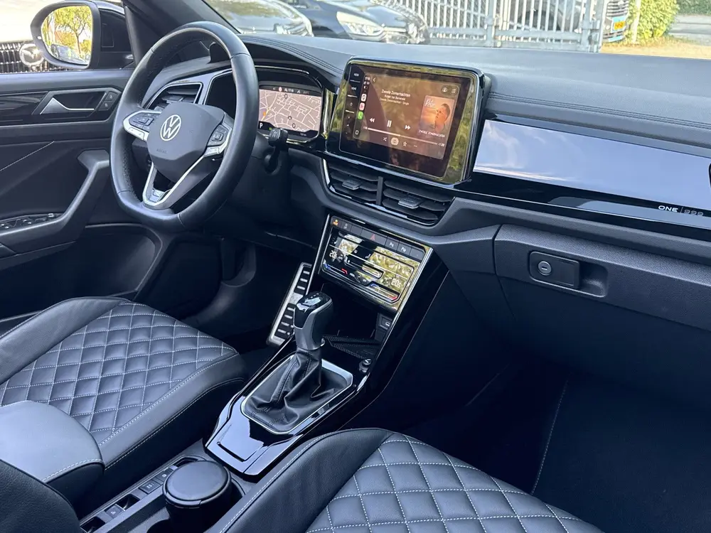 Volkswagen T-Roc Cabrio 1.5 TSI R-Line Edition Black 1/999 uit 2024, foto 18
