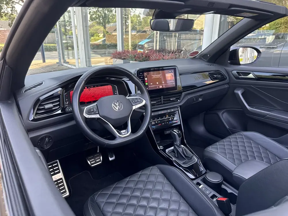Volkswagen T-Roc Cabrio 1.5 TSI R-Line Edition Black 1/999 uit 2024, foto 2