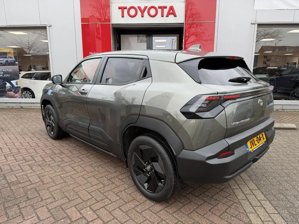 Toyota Urban Cruiser Dynamic 61 kWh uit 2026, foto 3