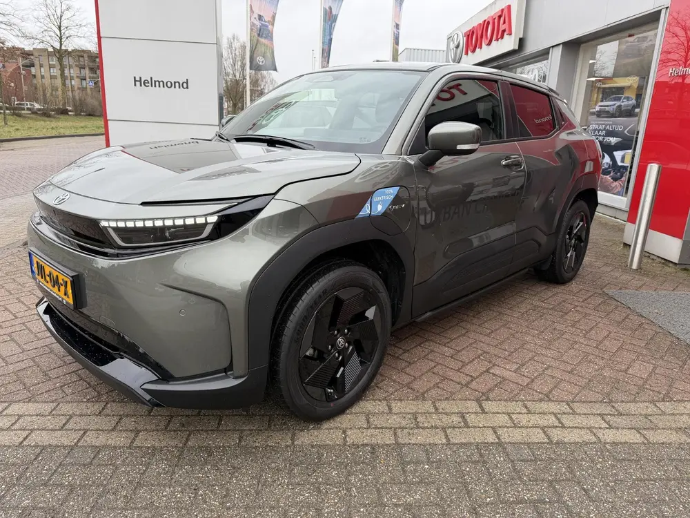 Toyota Urban Cruiser Dynamic 61 kWh uit 2026, foto 4