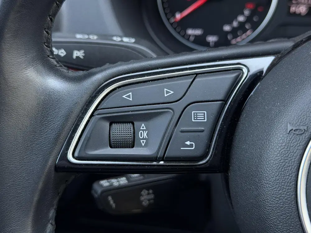 Audi Q2 35 TFSI Sport CarPlay uit 2019, foto 13
