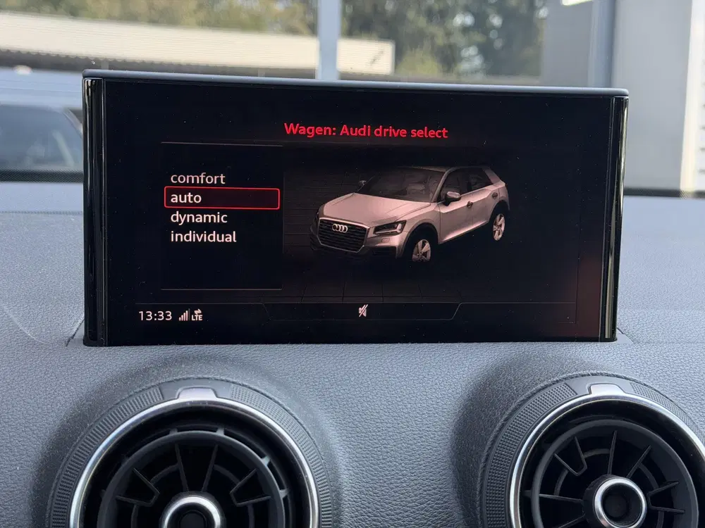 Audi Q2 35 TFSI Sport CarPlay uit 2019, foto 20