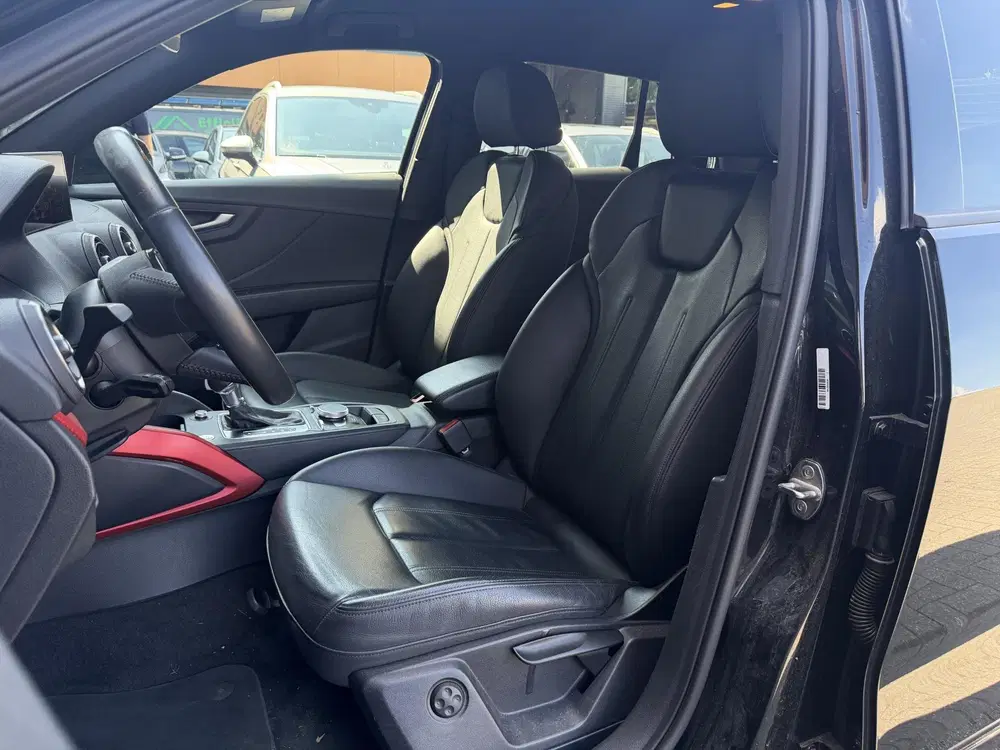Audi Q2 35 TFSI Sport CarPlay uit 2019, foto 4