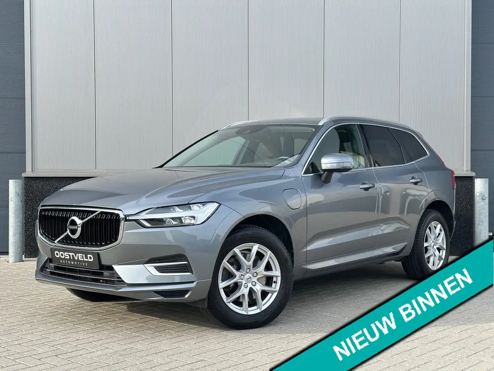 Volvo XC60 2.0 T8 Twin Engine AWD ACC Trekhaak Pano Leer Cam uit 2019