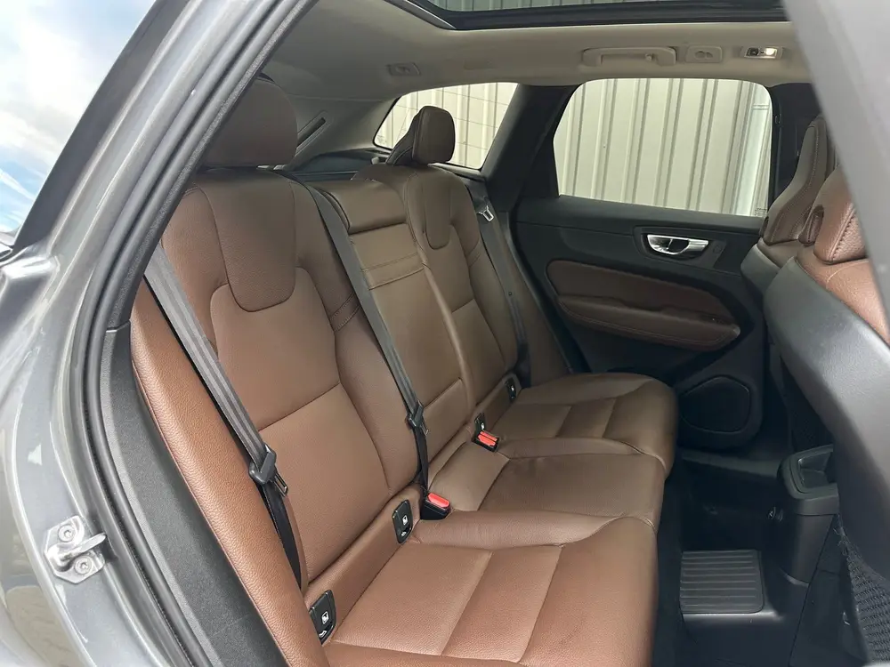 Volvo XC60 2.0 T8 Twin Engine AWD ACC Trekhaak Pano Leer Cam uit 2019, foto 15
