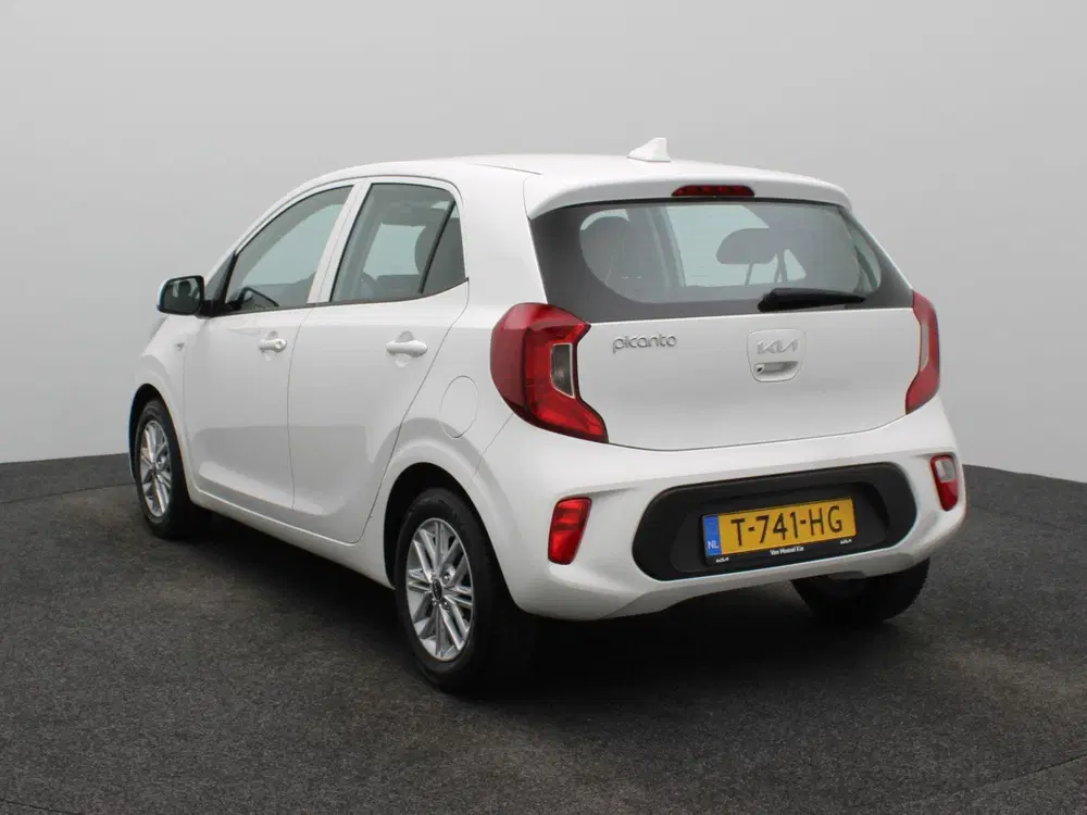 Kia Picanto 1.0 DPi DynamicLine uit 2023, foto 2