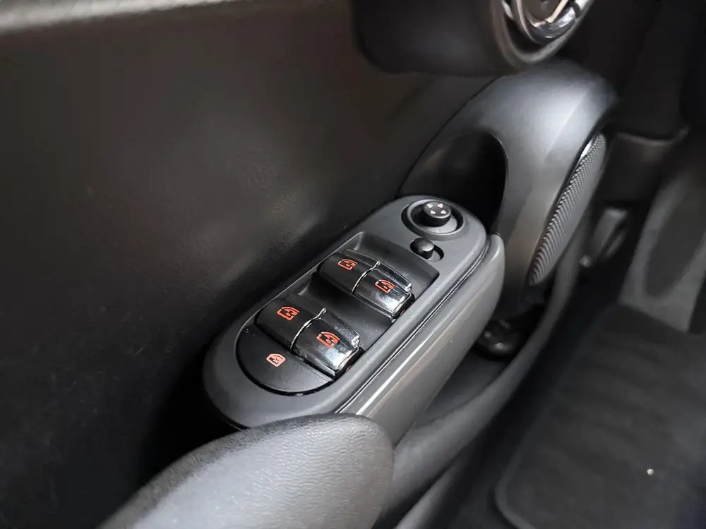 Mini 5-Deurs 1.5 One Business Edition | Airco | Lichtmetalen uit 2019, foto 13