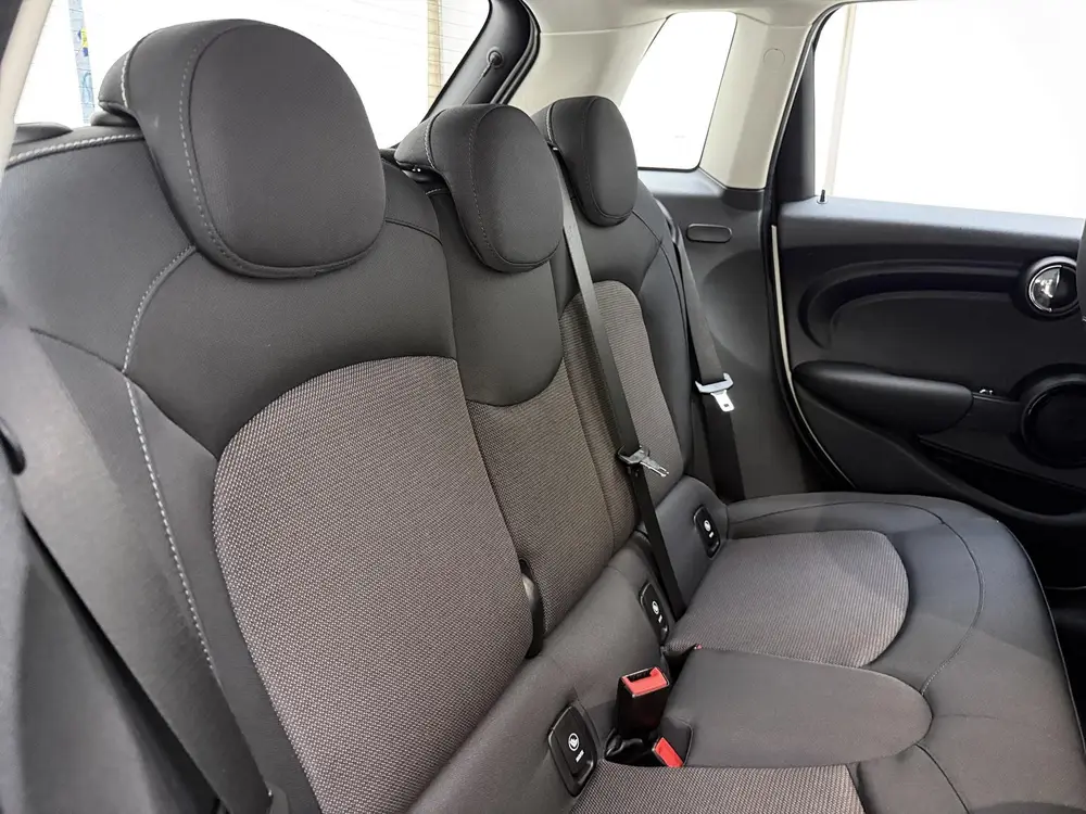 Mini 5-Deurs 1.5 One Business Edition | Airco | Lichtmetalen uit 2019, foto 6