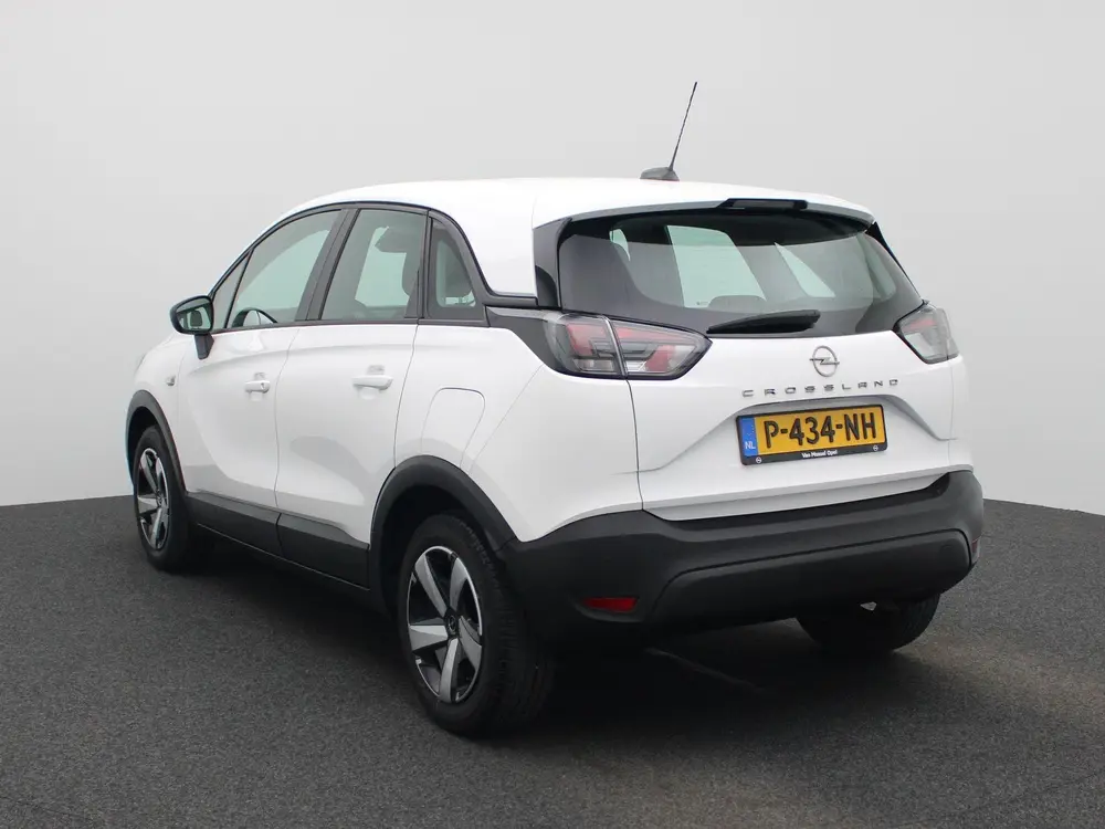 Opel Crossland 1.2 Edition uit 2022, foto 2