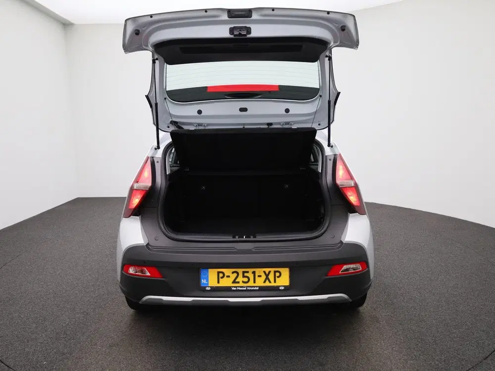 Hyundai BAYON 1.0 T-GDI Comfort uit 2022, foto 11