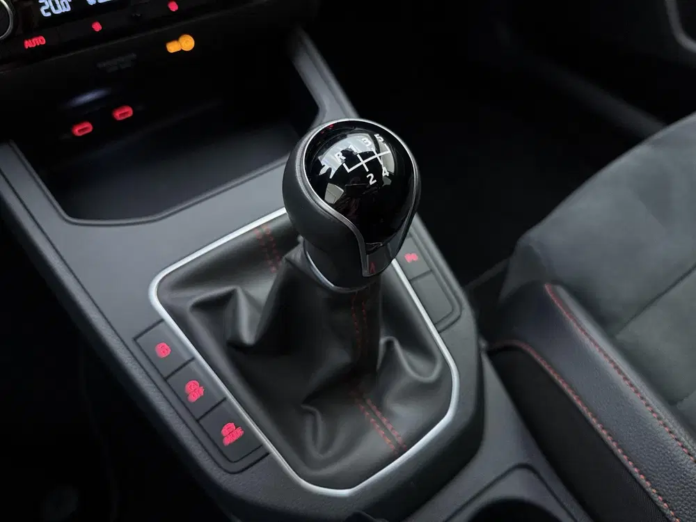 SEAT Ibiza 1.0 EcoTSI FR Business Intense uit 2021, foto 17