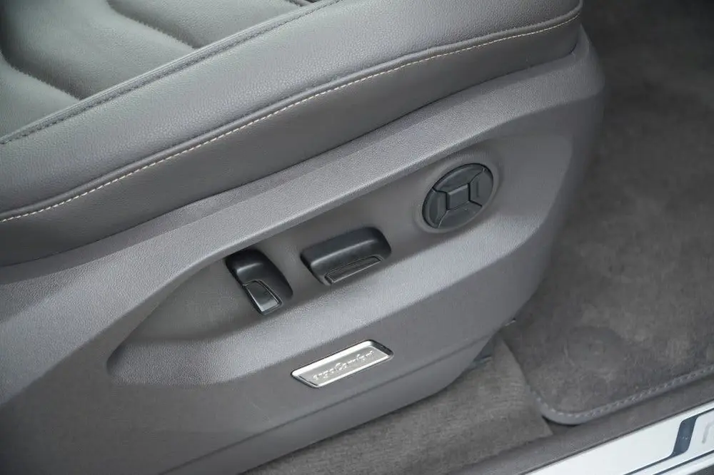 Volkswagen Touareg 3.0 TSi eHybrid 4M I Pano I ACC I Luchtve uit 2020, foto 14