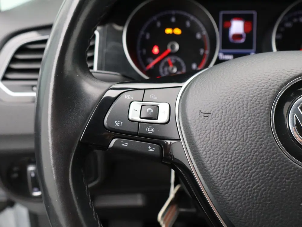Volkswagen Golf Sportsvan 1.0 TSI Highline Edition | Navigat uit 2019, foto 18