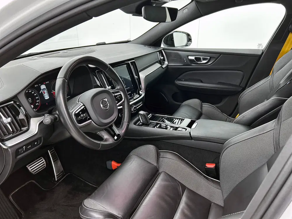 Volvo S60 2.0 T8 AWD Twin Engine Polestar Engineered uit 2021, foto 14