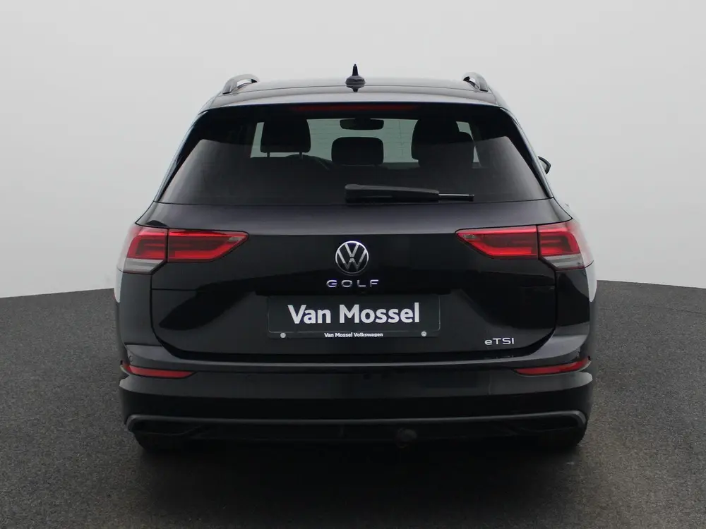 Volkswagen Golf Variant VIII 1.0 eTSI 81kW DSG Life | Automa uit 2021, foto 5
