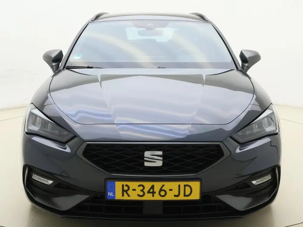 SEAT Leon 1.0 eTSI FR Business uit 2022, foto 9