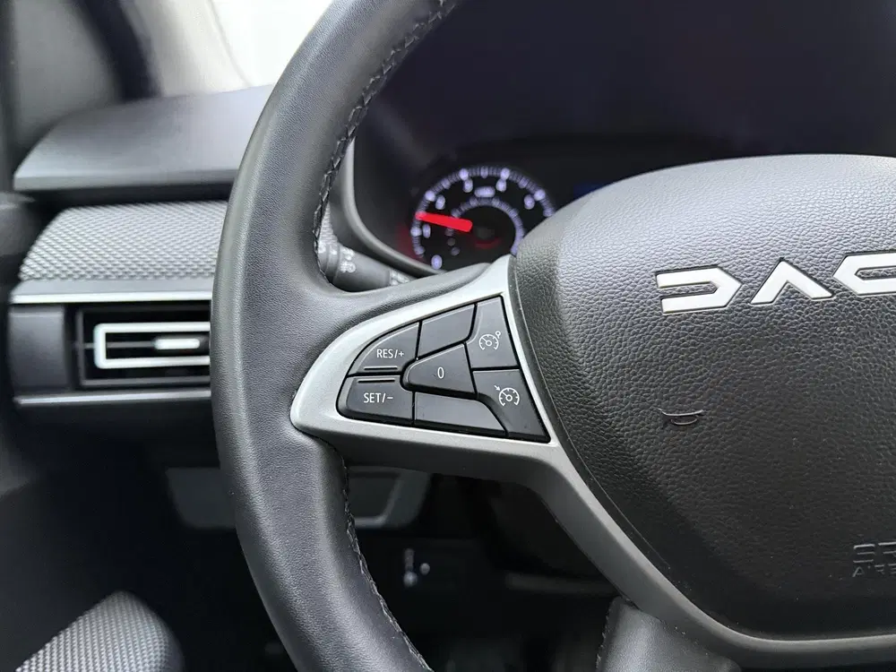 Dacia Jogger 1.0 TCe 110 Expression 5p. uit 2023, foto 13