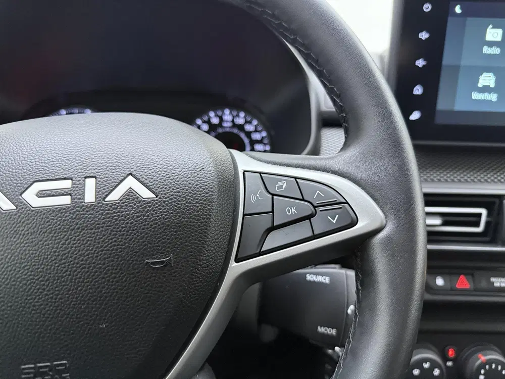 Dacia Jogger 1.0 TCe 110 Expression 5p. uit 2023, foto 14
