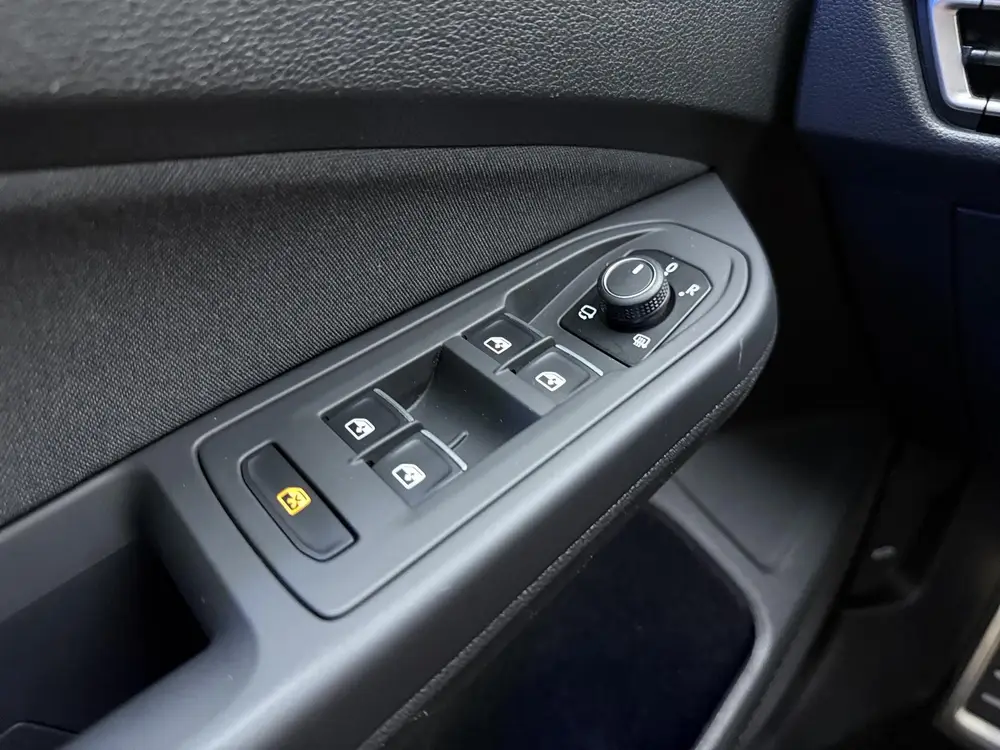 Volkswagen Golf 1.0 eTSI Life Business | Apple Carplay / And uit 2020, foto 13