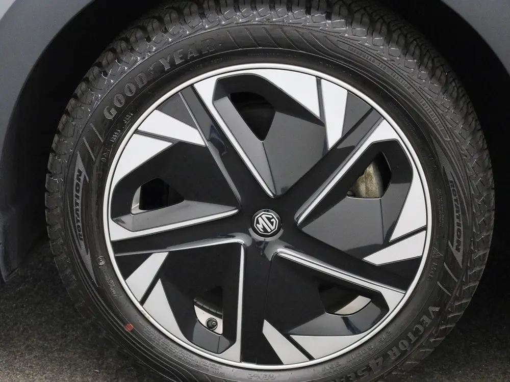 MG MG4 Comfort 64 kWh uit 2023, foto 14