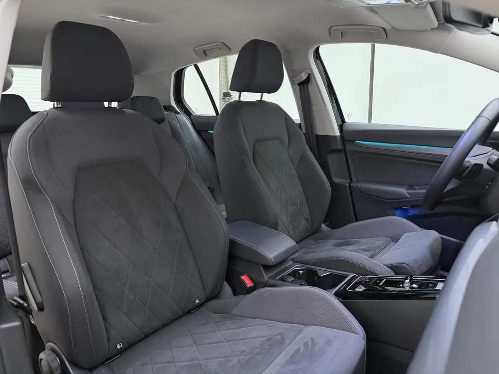 Volkswagen Golf 1.4 eHybrid Style | Apple Carplay / Android uit 2023, foto 4