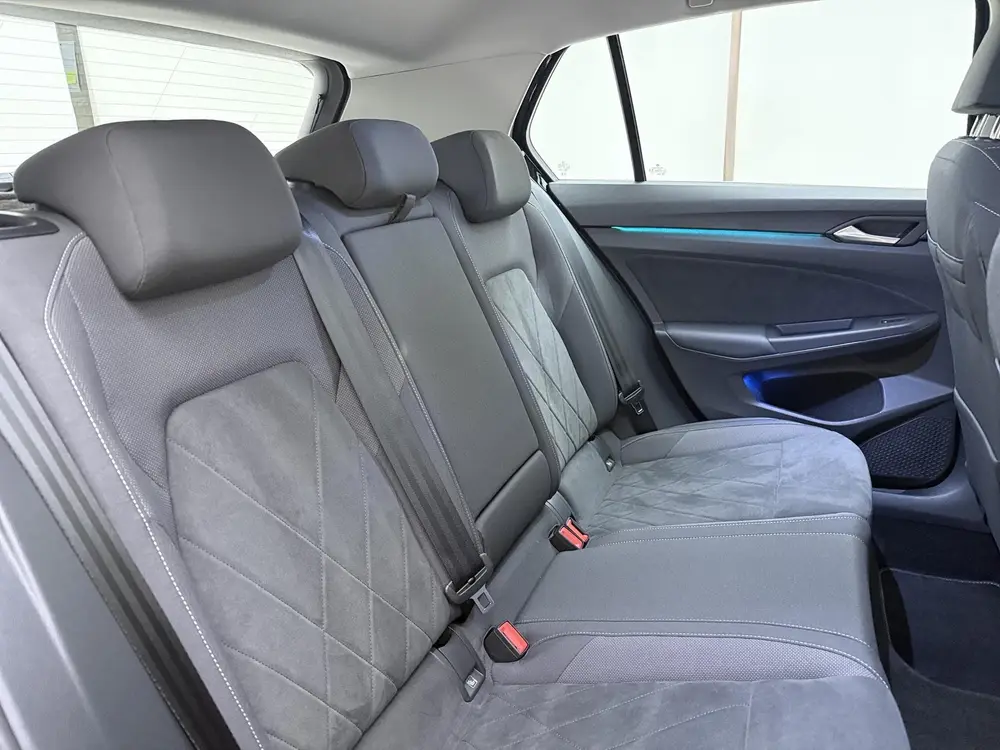 Volkswagen Golf 1.4 eHybrid Style | Apple Carplay / Android uit 2023, foto 5