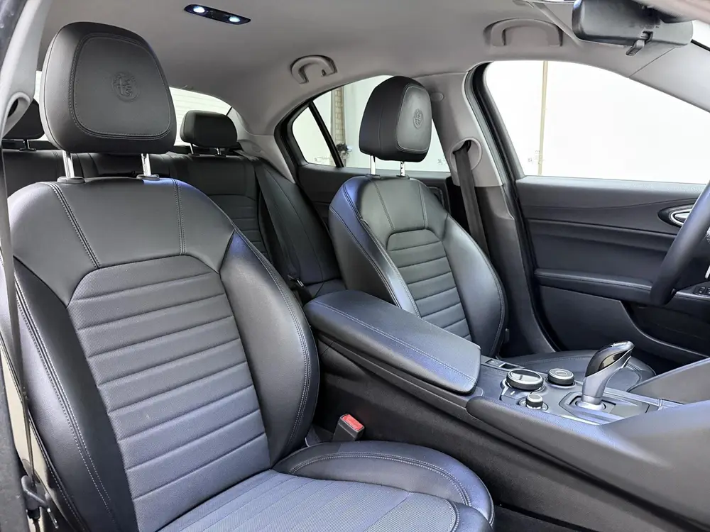 Alfa Romeo Giulia 2.0T | automaat | Climate control | Naviga uit 2019, foto 5