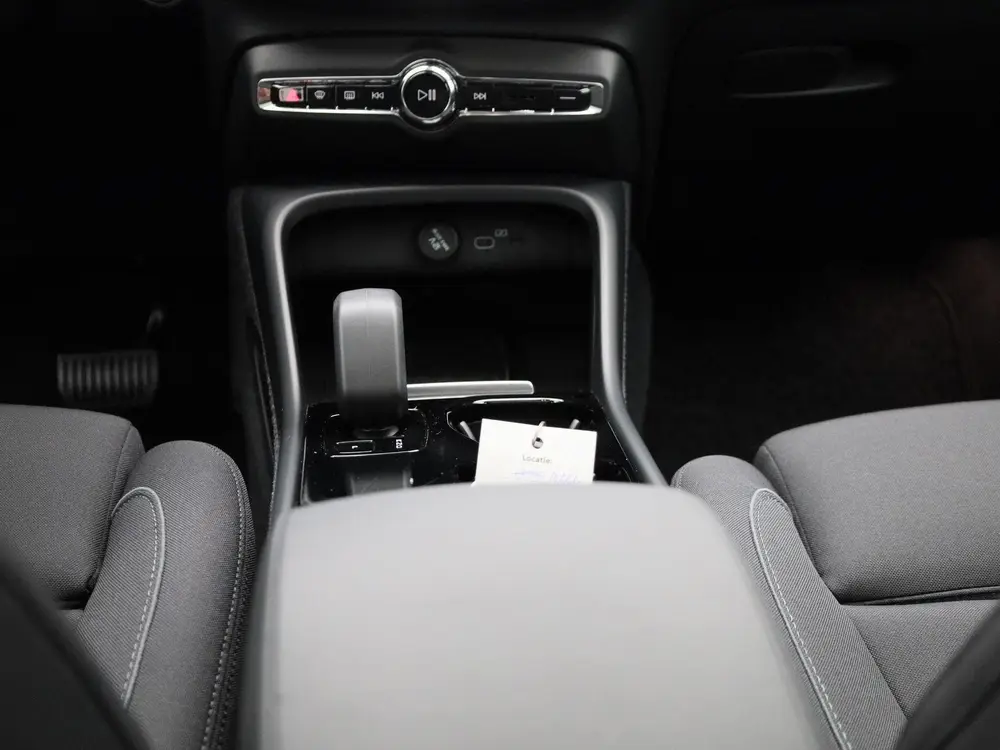 Volvo C40 Recharge Core uit 2022, foto 10