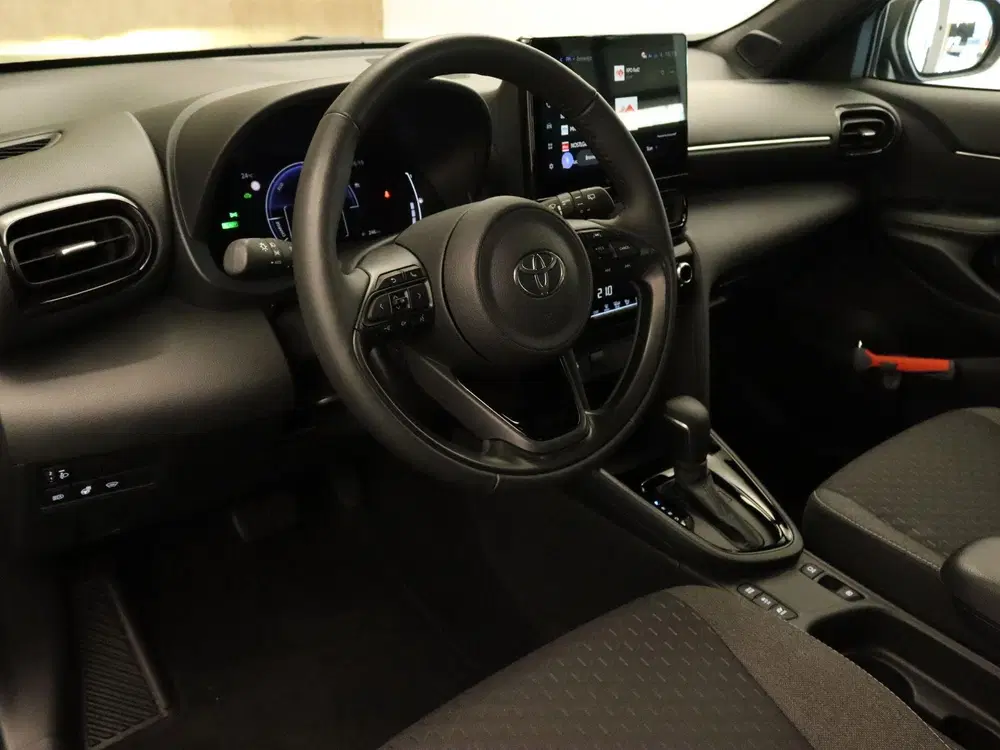 Toyota Yaris Cross 1.5 Hybrid 115 First Edition uit 2025, foto 7