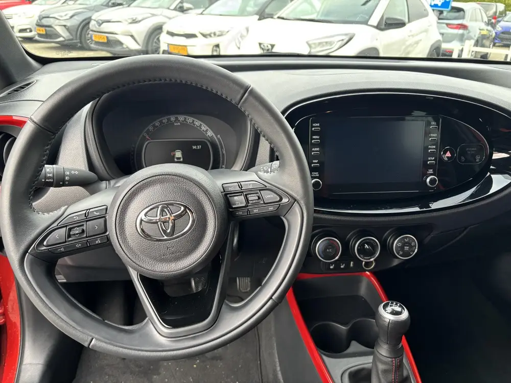 Toyota Aygo X 1.0 VVT-i MT Pulse APPLE CARPLAY uit 2023, foto 6