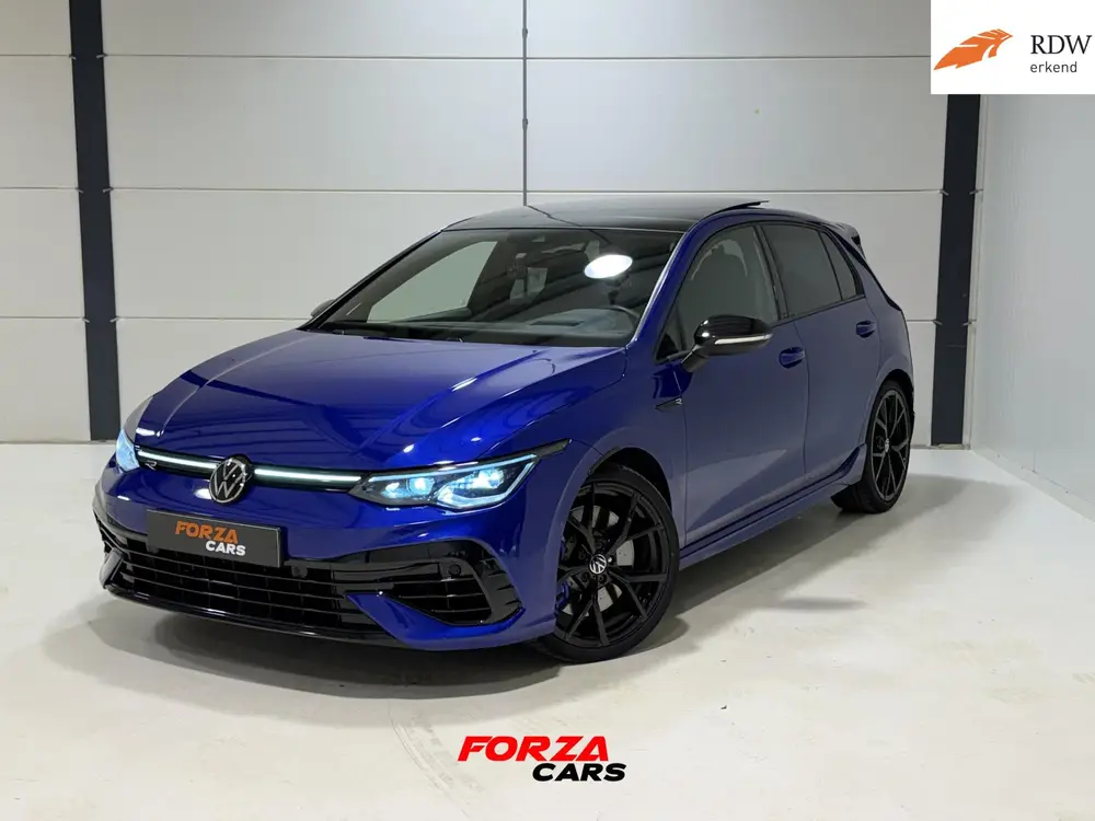 Volkswagen Golf 2.0 TSI R 4Motion PANO | IQ | AKRA | VOL uit 2021