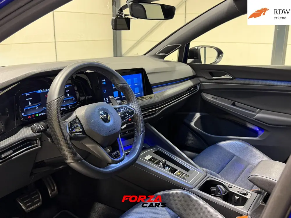 Volkswagen Golf 2.0 TSI R 4Motion PANO | IQ | AKRA | VOL uit 2021, foto 2