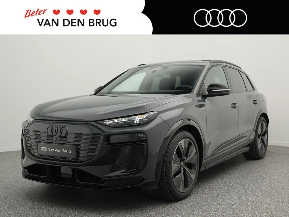 Audi Q6 E-tron S-Line 83 kWh 252 PK | Leder | Panoramadak | uit 2025