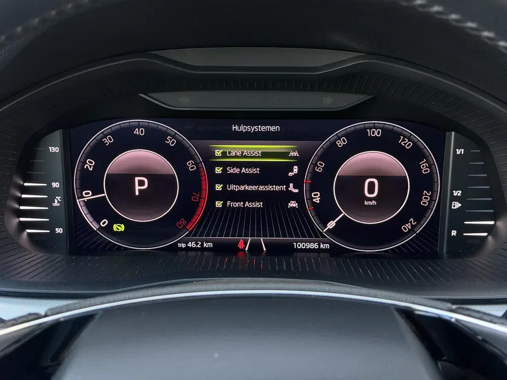 Skoda Kamiq 1.5 TSI ACT Sport DSG uit 2021, foto 18