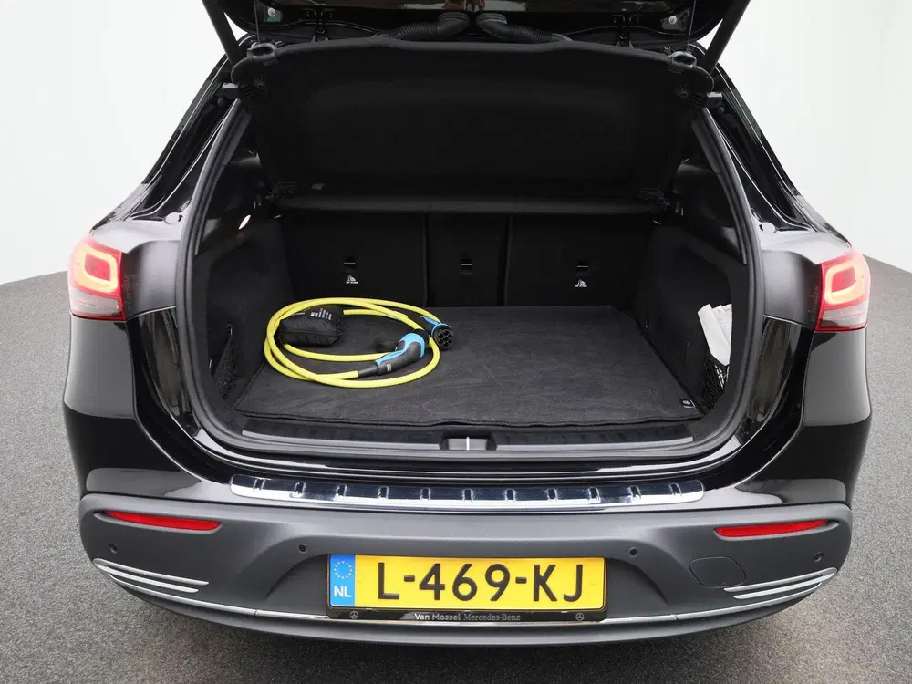 Mercedes-Benz EQA 250 Business Solution Luxury 67 kWh uit 2021, foto 13