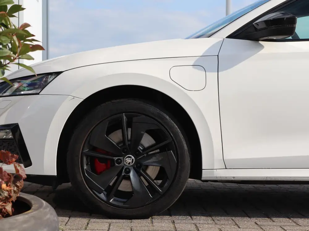 Skoda Octavia Combi 1.4 TSI RS 245 pk DSG iV PHEV Business | uit 2023, foto 2