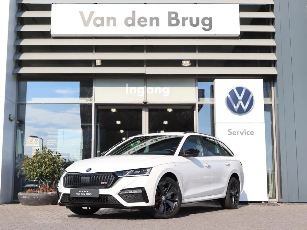 Skoda Octavia Combi 1.4 TSI RS 245 pk DSG iV PHEV Business | uit 2023, foto 3