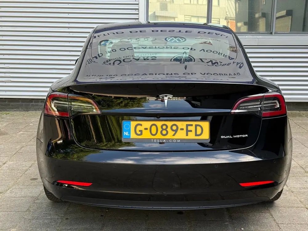 Tesla Model 3 Dual Long Range AWD 75 kWh 84,3 SOH l Pano l L uit 2019, foto 10