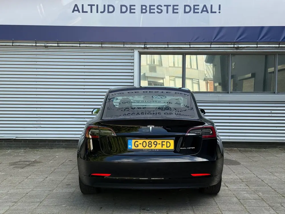 Tesla Model 3 Dual Long Range AWD 75 kWh 84,3 SOH l Pano l L uit 2019, foto 18