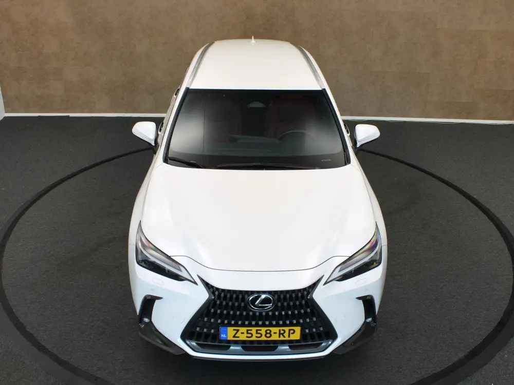 Lexus NX 350h AWD Luxury Line uit 2023, foto 13